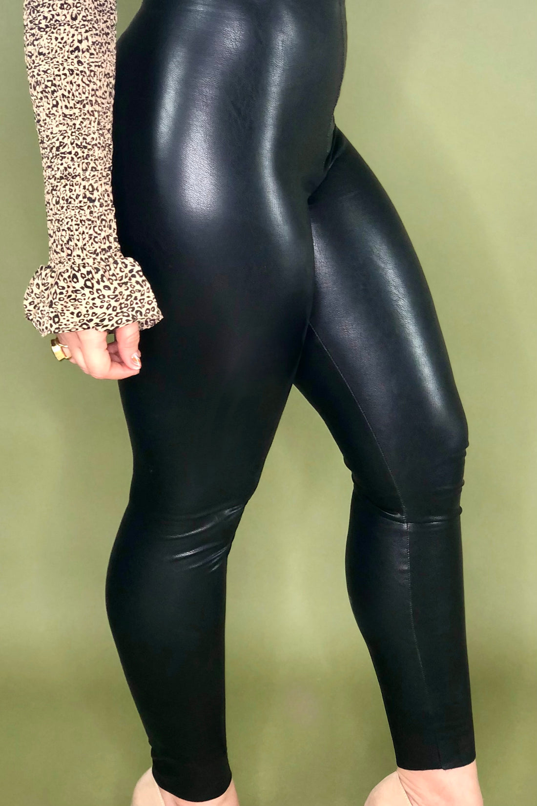 FAUX LEATHER STRETCH LEGGINGS