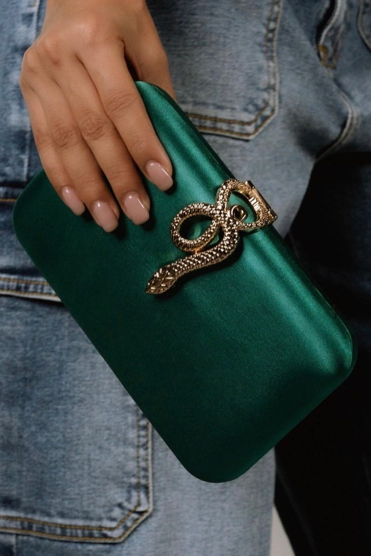 OBSESSION CLUTCH